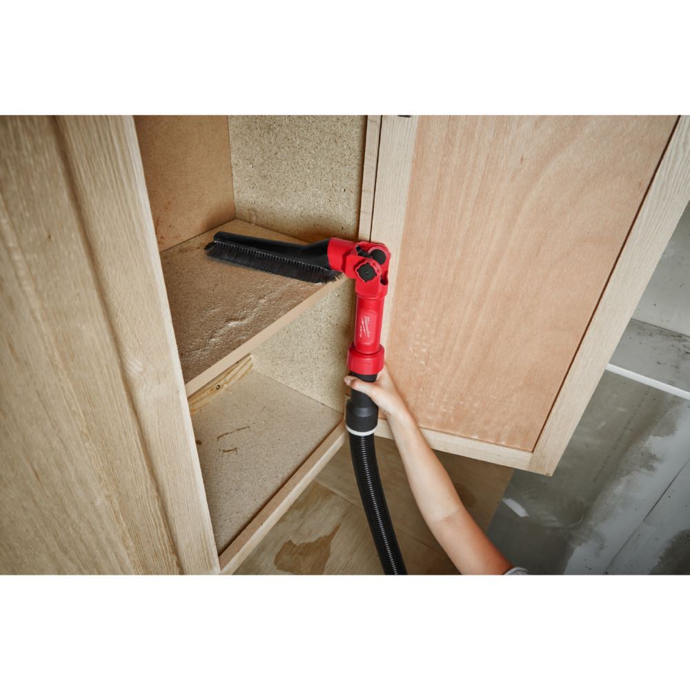 Milwaukee Elektrowerkzeuge Schwenkbarer Bürstenaufsatz mit niedrigem Profil AT-10 Produktbild Milwaukee Elektrowerkzeuge Schwenkbarer Bürstenaufsatz mit niedrigem Profil AT-10 bild 2