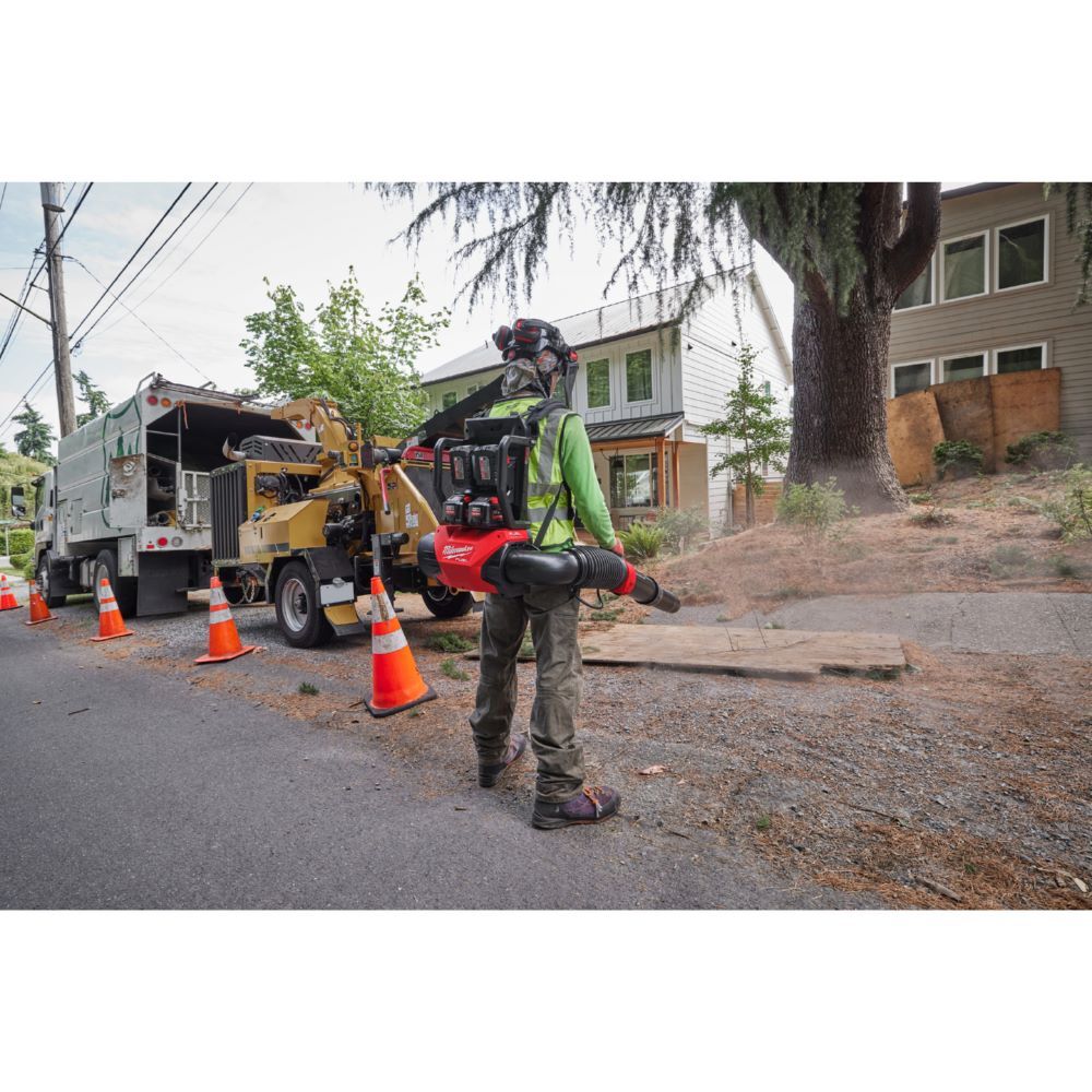 Milwaukee Elektrowerkzeuge Akku Rucksackgebläse M18 FUEL M18F2BPB-0 Produktbild Milwaukee Elektrowerkzeuge Akku Rucksackgebläse M18 FUEL M18F2BPB-0 bild 4