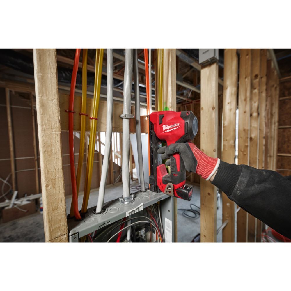 Milwaukee Elektrowerkzeuge Kabelklammern Gesamtlänge 25 mm Produktbild Milwaukee Elektrowerkzeuge Kabelklammern Gesamtlänge 25 mm bild 4