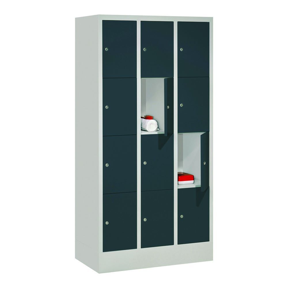 Produktbild PAVOY Schließfachschrank mit Sockel 1518x900x500 mm 12 Fächer RAL 7035/7016