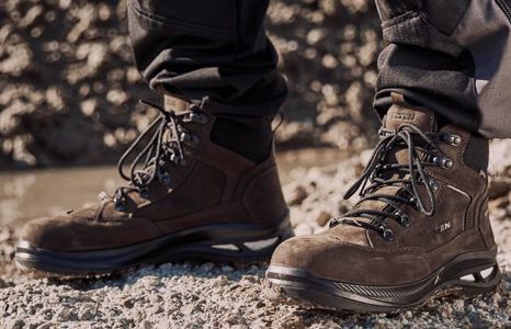 arbeitskleidung schutz fussschutz sicherheitsstiefel teaser Produktbild arbeitskleidung schutz fussschutz sicherheitsstiefel teaser