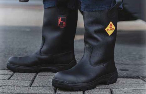 arbeitskleidung schutz fussschutz spezielle arbeitsschuhe teaser Produktbild arbeitskleidung schutz fussschutz spezielle arbeitsschuhe teaser