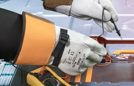 arbeitskleidung schutz handschutz elektrikerschutzhandschuhe teaser Produktbild arbeitskleidung schutz handschutz elektrikerschutzhandschuhe teaser