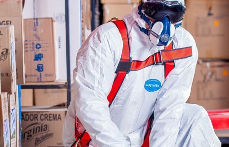 arbeitskleidung schutz spezielle schutzkleidung saeureschutzkleidung teaser