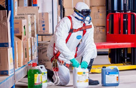 arbeitskleidung schutz spezielle schutzkleidung teaser Produktbild arbeitskleidung schutz spezielle schutzkleidung teaser