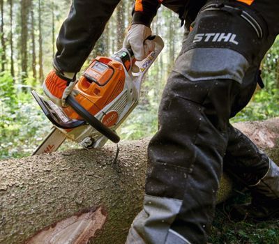 arbeitskleidung schutz werbeblock stihl schnittschutzhose