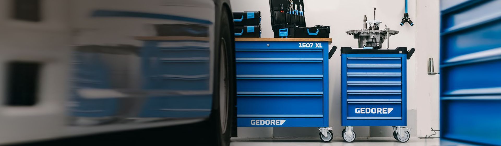 Gedore Werkstattwagen in einer Werkstatt Gedore Werkstattwagen in einer Werkstatt