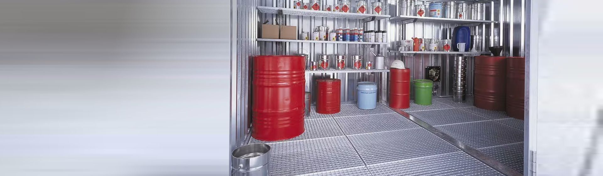 Blick in ein Sicherheitslagerhaus von Lacont Blick in ein Sicherheitslagerhaus von Lacont