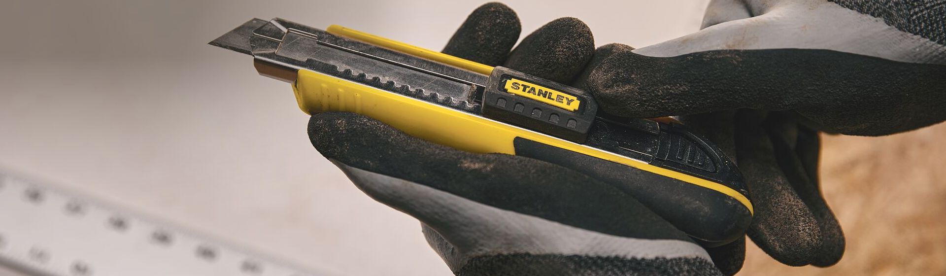 Schwarz-gelbes Cuttermesser von Stanley Schwarz-gelbes Cuttermesser von Stanley