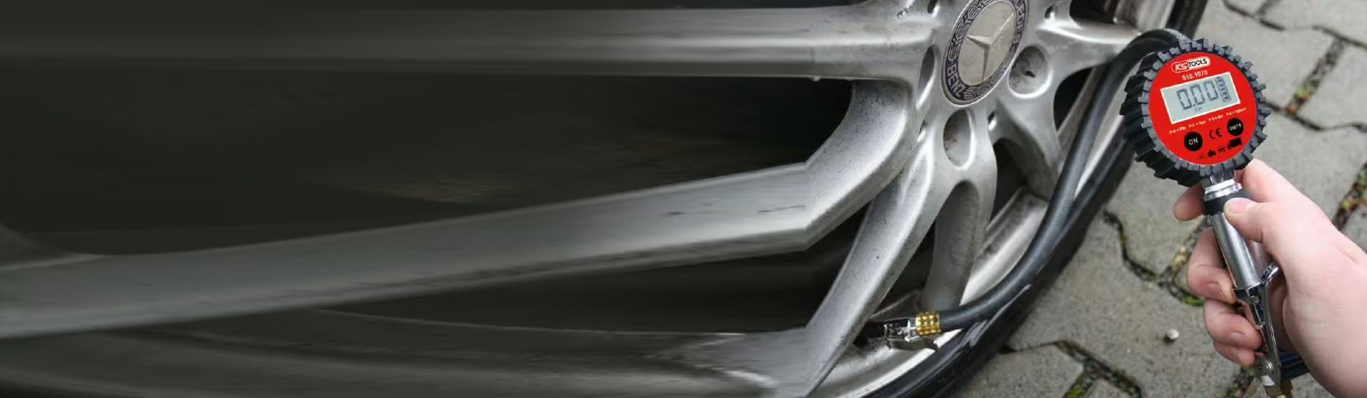 KS Tools Digitaler Druckluft Reifenfüllmesser 0 bis 14 bar