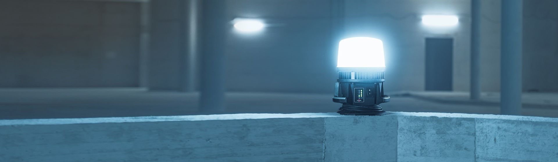 Brennenstuhl Professional Multi Battery LED 360° Hybrid Baustrahler
