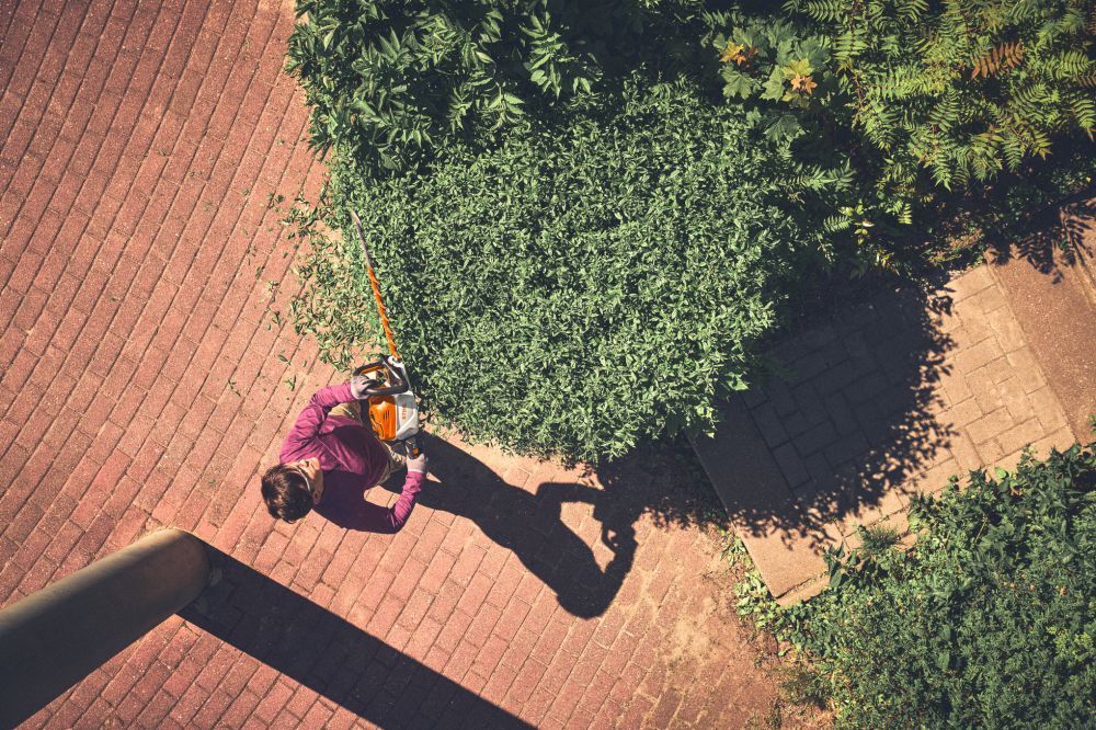 STIHL Akku Heckenschere HSA 140 T Schnittlänge 75 cm ohne Akku und Ladegerät Produktbild STIHL Akku Heckenschere HSA 140 T Schnittlänge 75 cm ohne Akku und Ladegerät bild 3