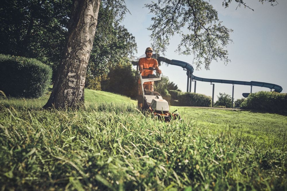 STIHL Akku Rasenmäher RMA 756 V ohne Akku und Ladegerät Produktbild STIHL Akku Rasenmäher RMA 756 V ohne Akku und Ladegerät bild 5