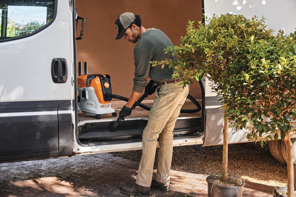 STIHL Akku Nass-/Trockensauger SEA 100 L ohne Akku und Ladegerät Produktbild STIHL Akku Nass-/Trockensauger SEA 100 L ohne Akku und Ladegerät bild 2