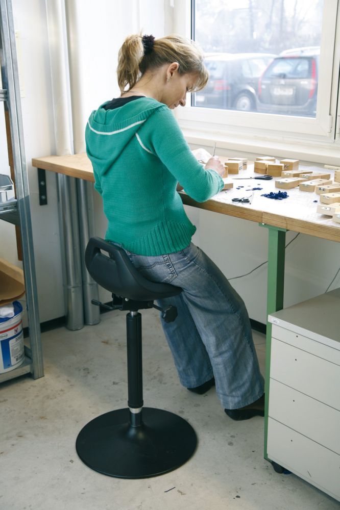 Arbeitsstuhl Stehhilfe 2 anthrazit 9454-2000 Produktbild Arbeitsstuhl Stehhilfe 2 anthrazit 9454-2000