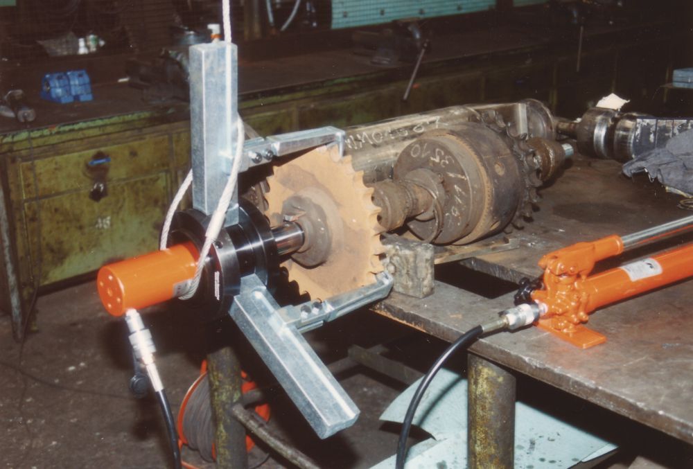 Yale Hydraulik-Schlauch 2 m Schlauchlänge Produktbild Yale Hydraulik-Schlauch 2 m Schlauchlänge