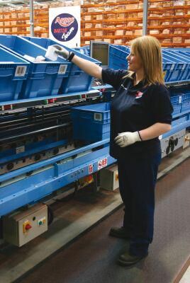 Coba Anti Ermüdungsmatte 12 mm Stärke 0.9 m x lfm schwarz Produktbild Coba Anti Ermüdungsmatte 12 mm Stärke 0.9 m x lfm schwarz