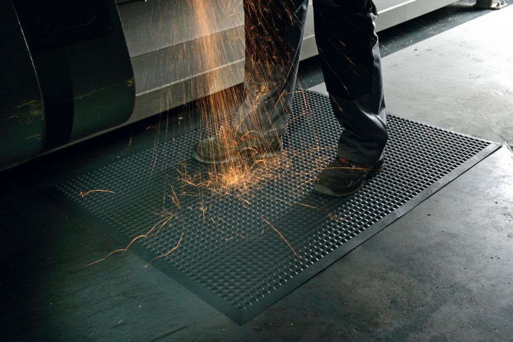 Miltex Bodenbelag Ergonomie ESD+B1 95x125cm Produktbild Miltex Bodenbelag Ergonomie ESD+B1 95x125cm