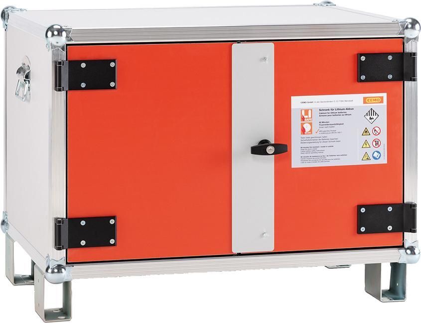 Cemo Akku Ladeschrank Premium Plus Stapelfüßen 890 x 660 x 620 mm Produktbild Cemo Akku Ladeschrank Premium Plus Stapelfüßen 890 x 660 x 620 mm