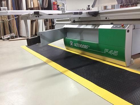 Coba Anti Ermüdungsmatte Deckplatte 60 cm x laufender Meter schwarz gelb Produktbild Coba Anti Ermüdungsmatte Deckplatte 60 cm x laufender Meter schwarz gelb