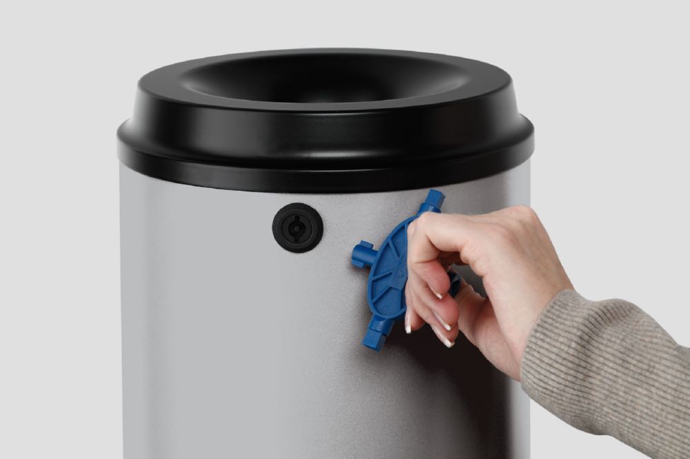 Var Papierkorb silber 24 Liter mit Wandhalterung Produktbild Var Papierkorb silber 24 Liter mit Wandhalterung bild 2