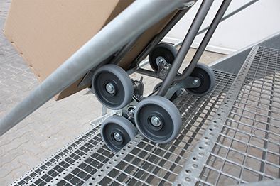 Variofit Aluminium Treppenkarre 2 dreiarmige Radsterne Schaufel 300x255mm Produktbild Variofit Aluminium Treppenkarre 2 dreiarmige Radsterne Schaufel 300x255mm bild 3