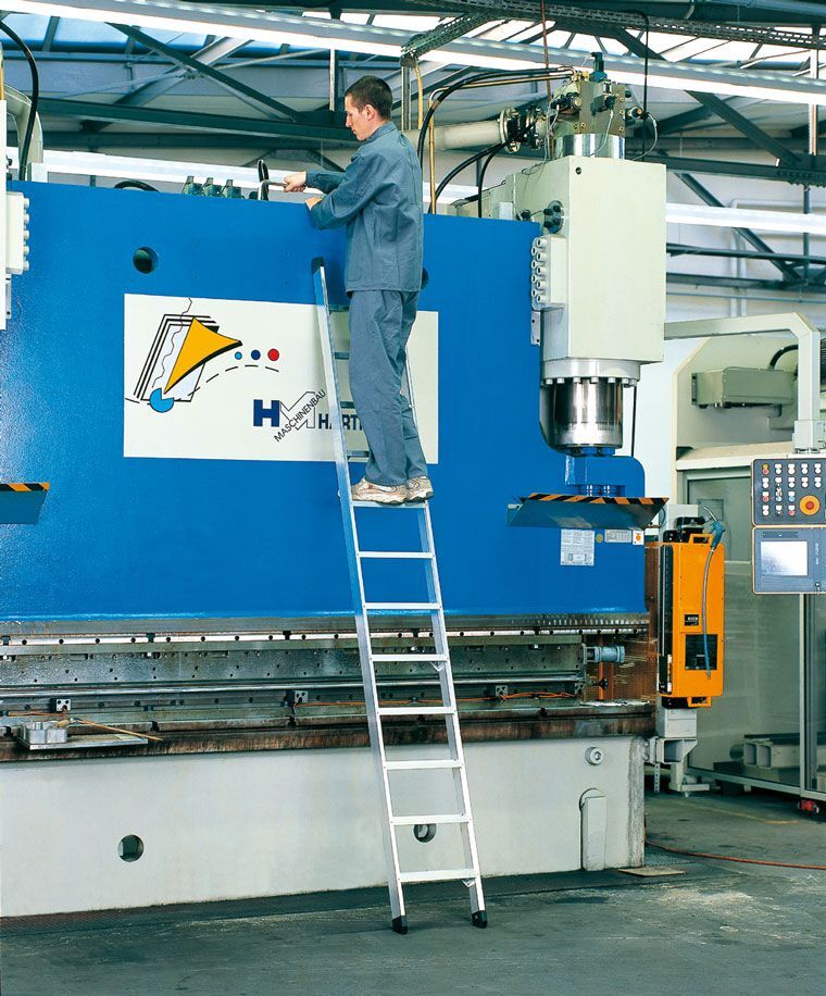ZARGES LM-Stufen-Anlegeleiter Z500, 14 Stufen Leiterlänge 3,42 m ZARGES LM-Stufen-Anlegeleiter Z500, 14 Stufen Leiterlänge 3,42 m