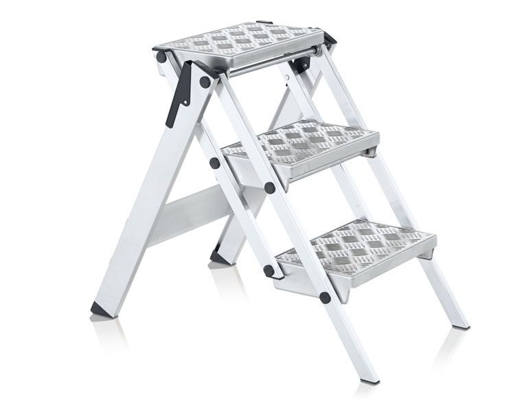 ZARGES Stufentritt, klappbar Z600, 3 Stufen Plattformhöhe 0,67 m ZARGES Stufentritt, klappbar Z600, 3 Stufen Plattformhöhe 0,67 m
